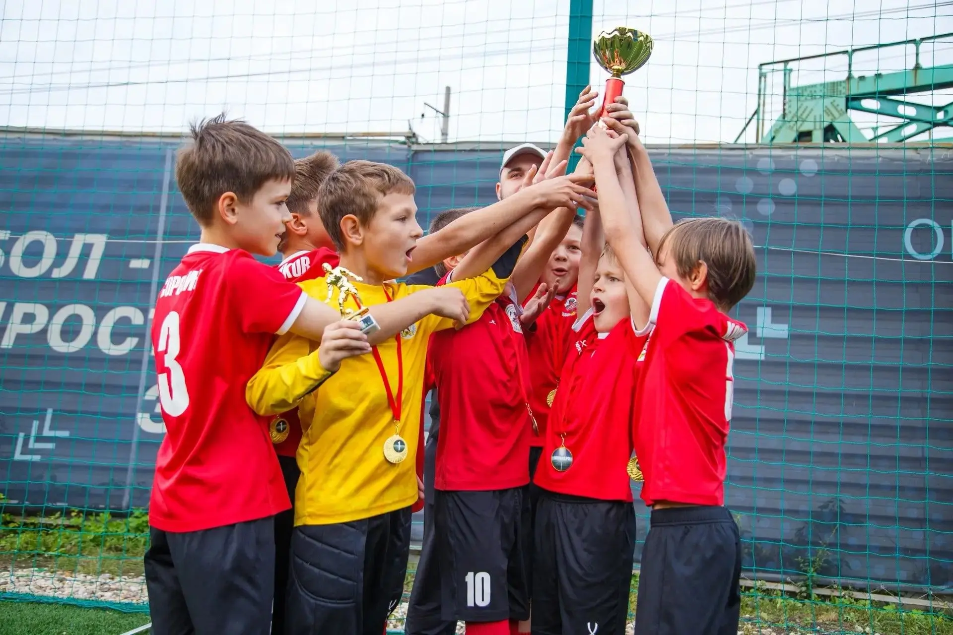 ⚽🥋🤺 Спортивные итоги недели: победы, медали и новые достижения КСШОР!