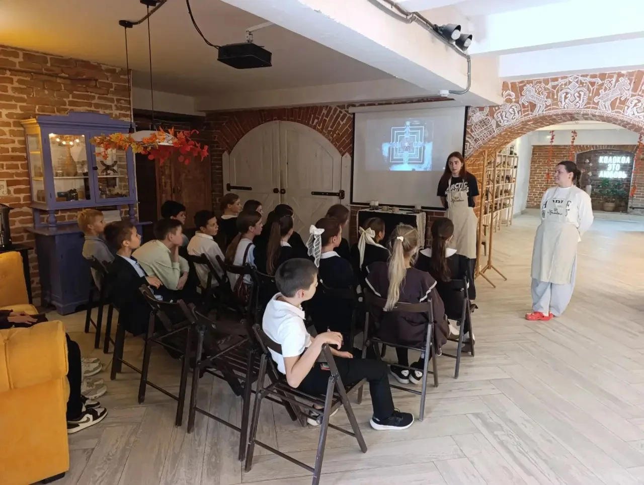 Сегодня, учащиеся 5 "А" класса вместе с классным руководителем Епифановым В.А. посетили...