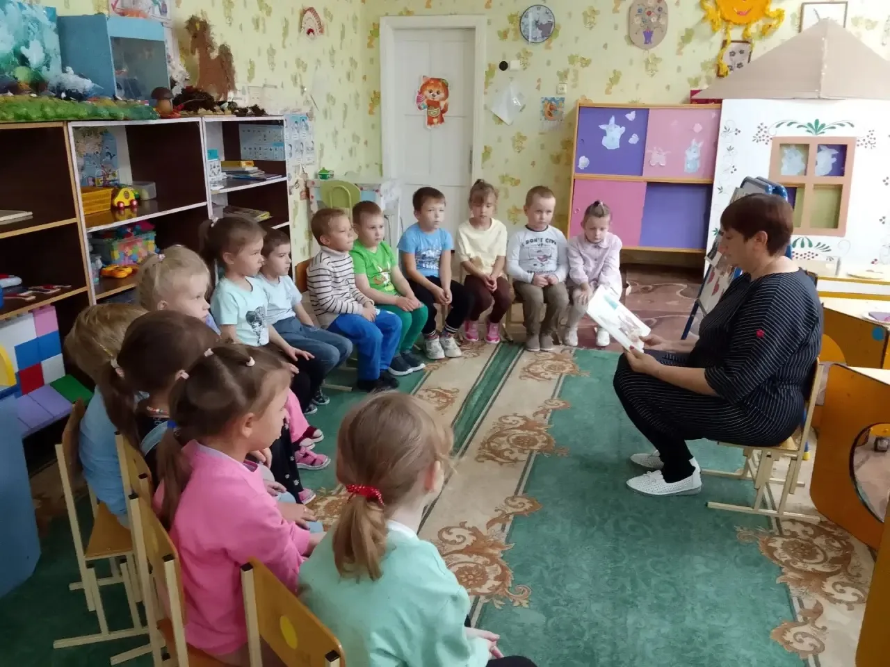 В преддверии празднования Дня отца,  в старшей группе детского сада "Солнышко" прошла т...