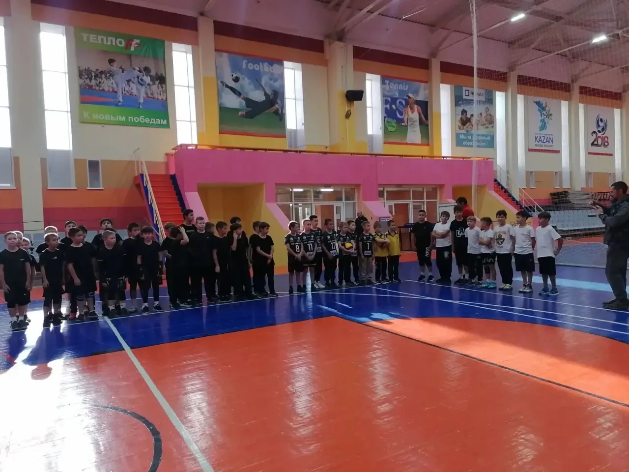В спорткомплексе «Арча» царит атмосфера юношеского азарта и спортивного духа!