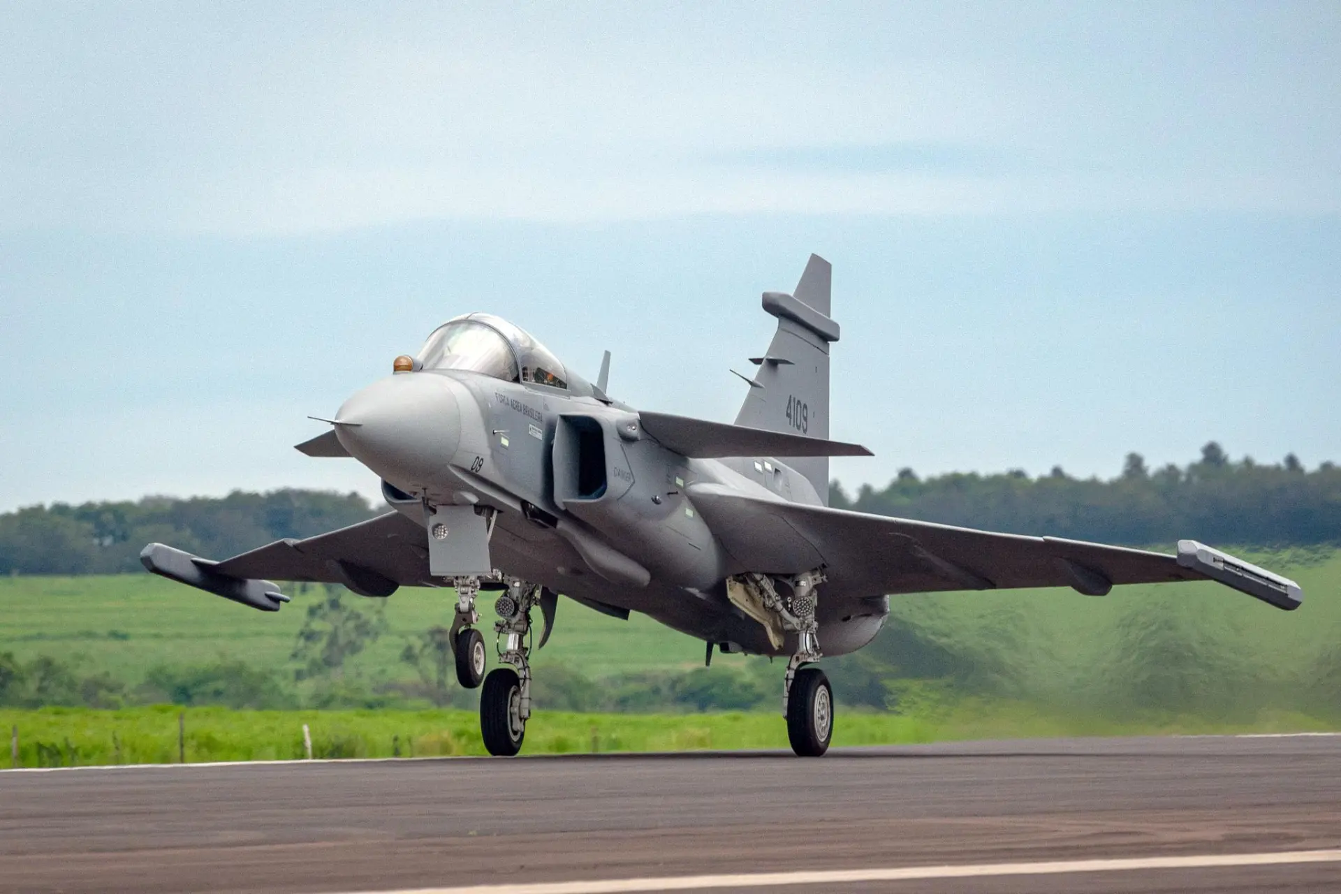 🇧🇷 Первый Gripen E бразильской сборки совершил первый полёт