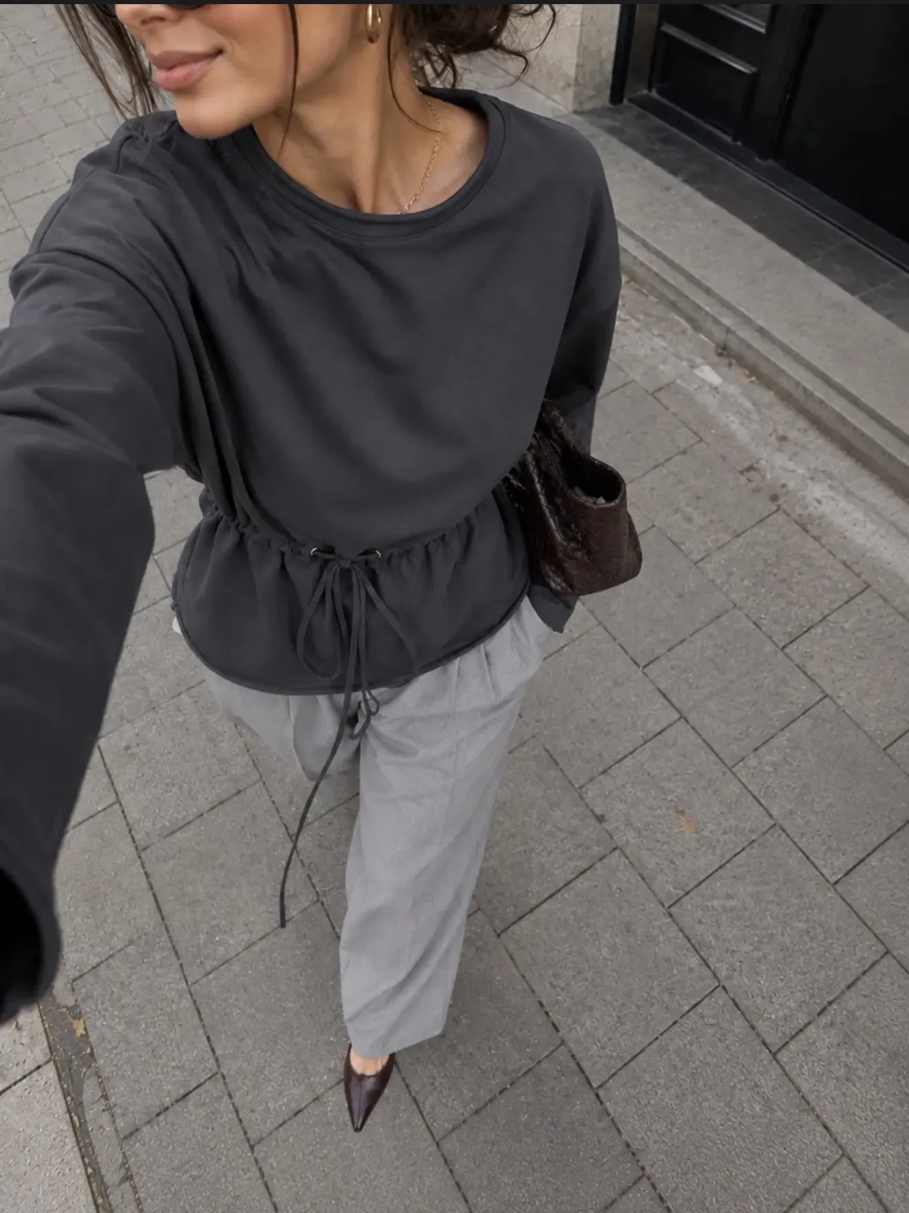 Лонгслив с кулиской - 3 440 ₽