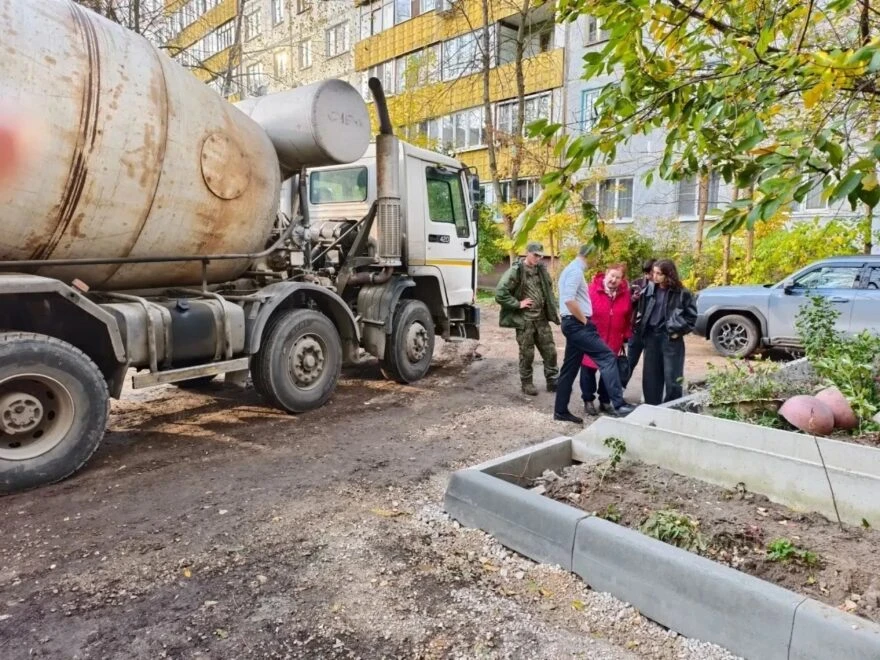 В Калуге начали благоустройство двора на Малоярославецкой