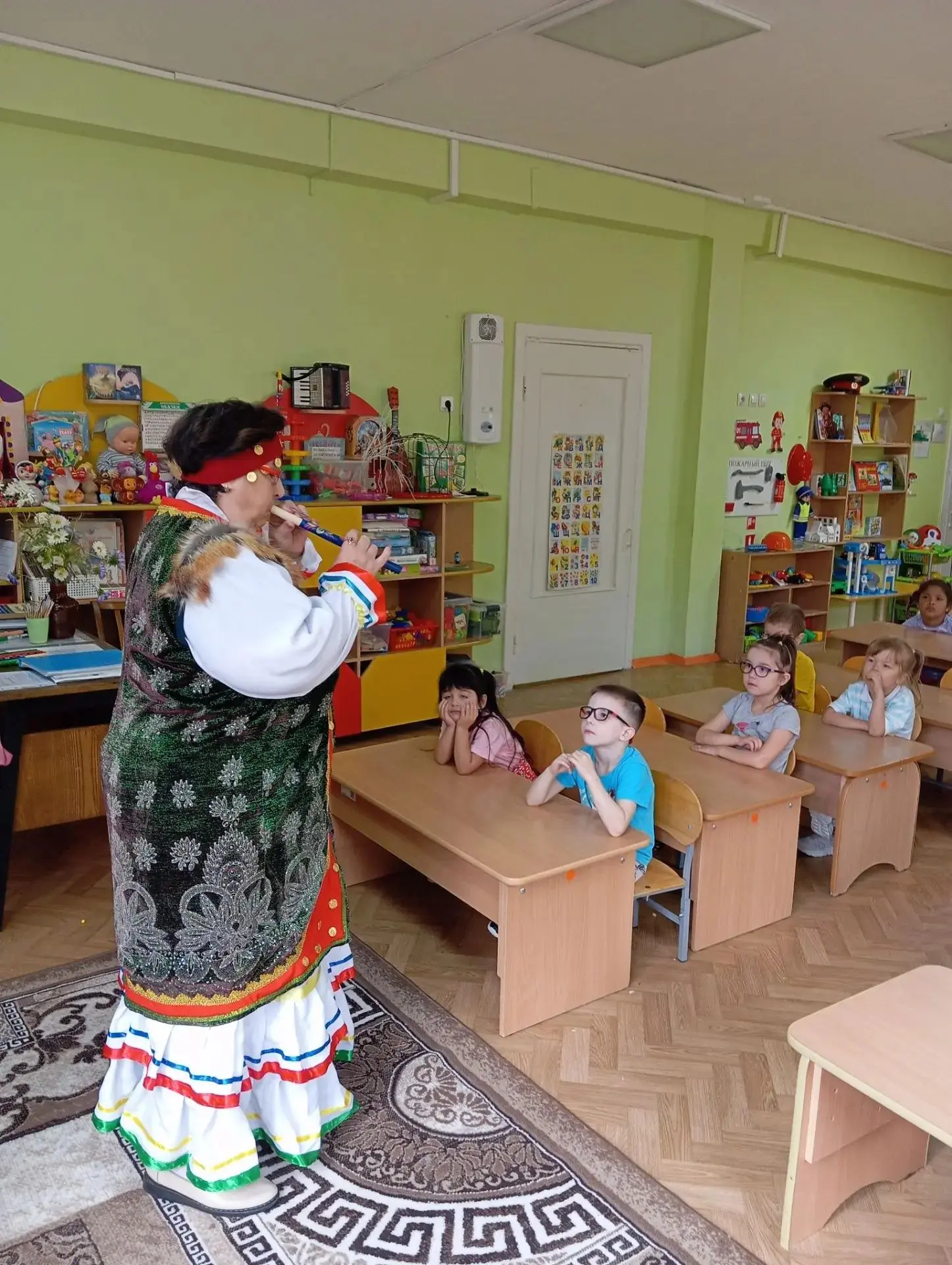 В  старшей группе Росинка воспитатель Осипова Т. В.в преддверии праздника,,День курая,,...
