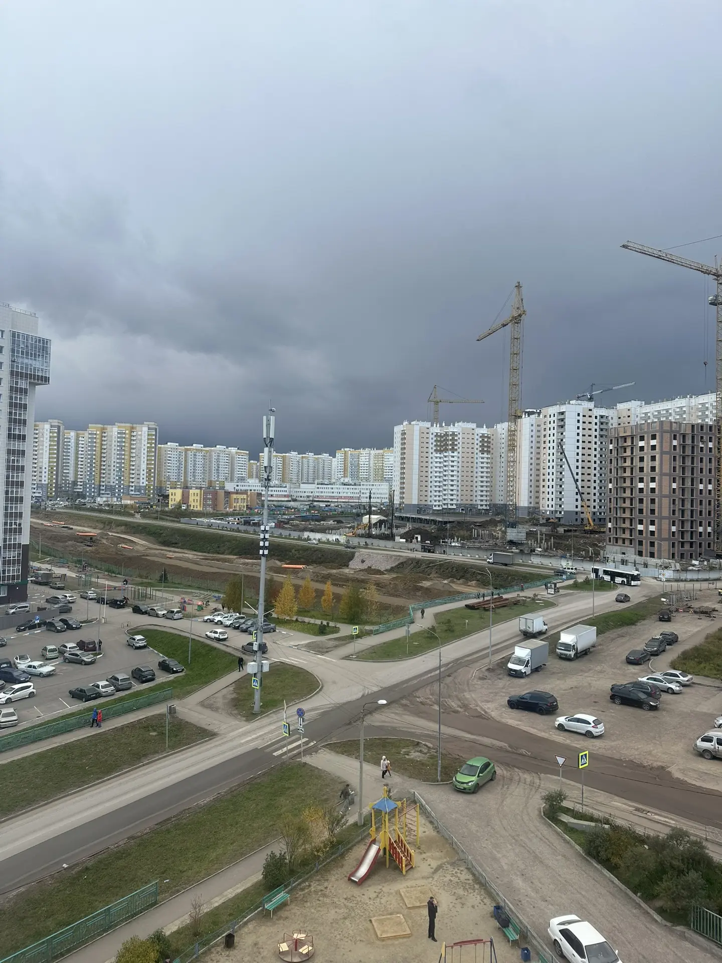 Что то страшное надвигается