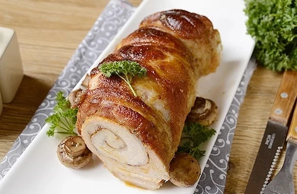Мясной рулет на праздник