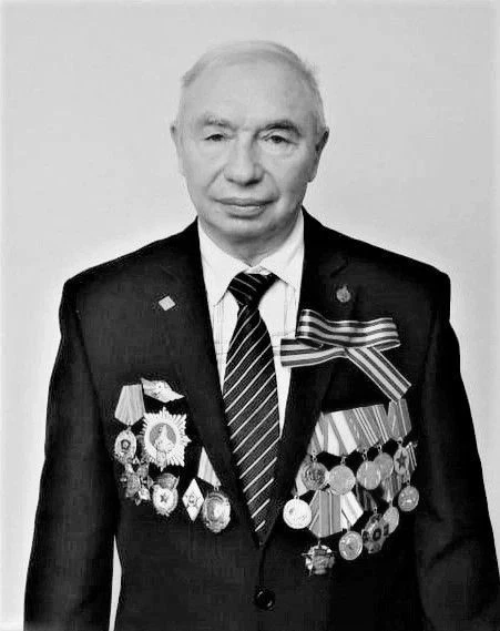 🕯 В Серпухове простятся с поэтом Александром Лариным