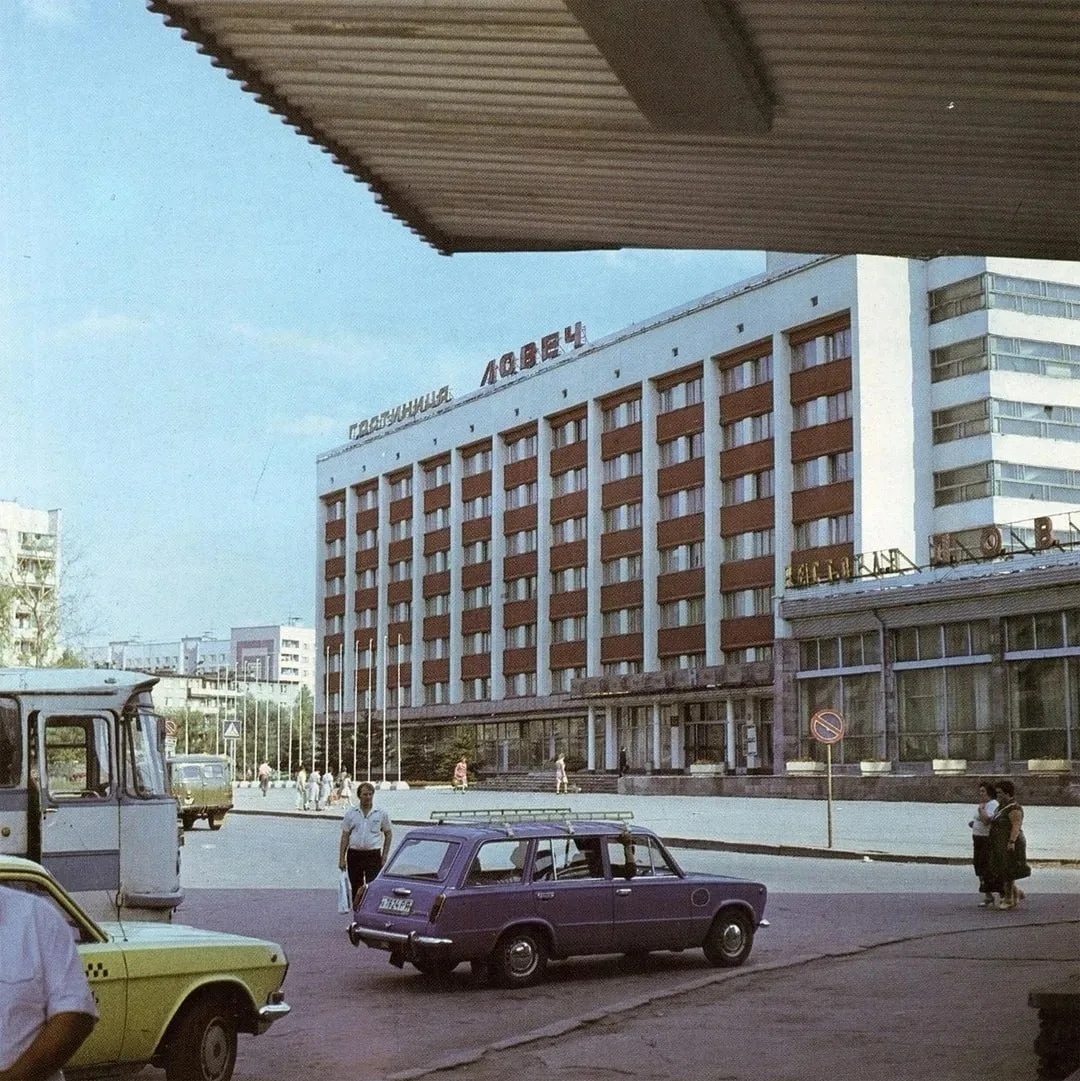 Рязань, гостиница "Ловеч". Названная в честь города-побратима в Болгарии, 1986 год.