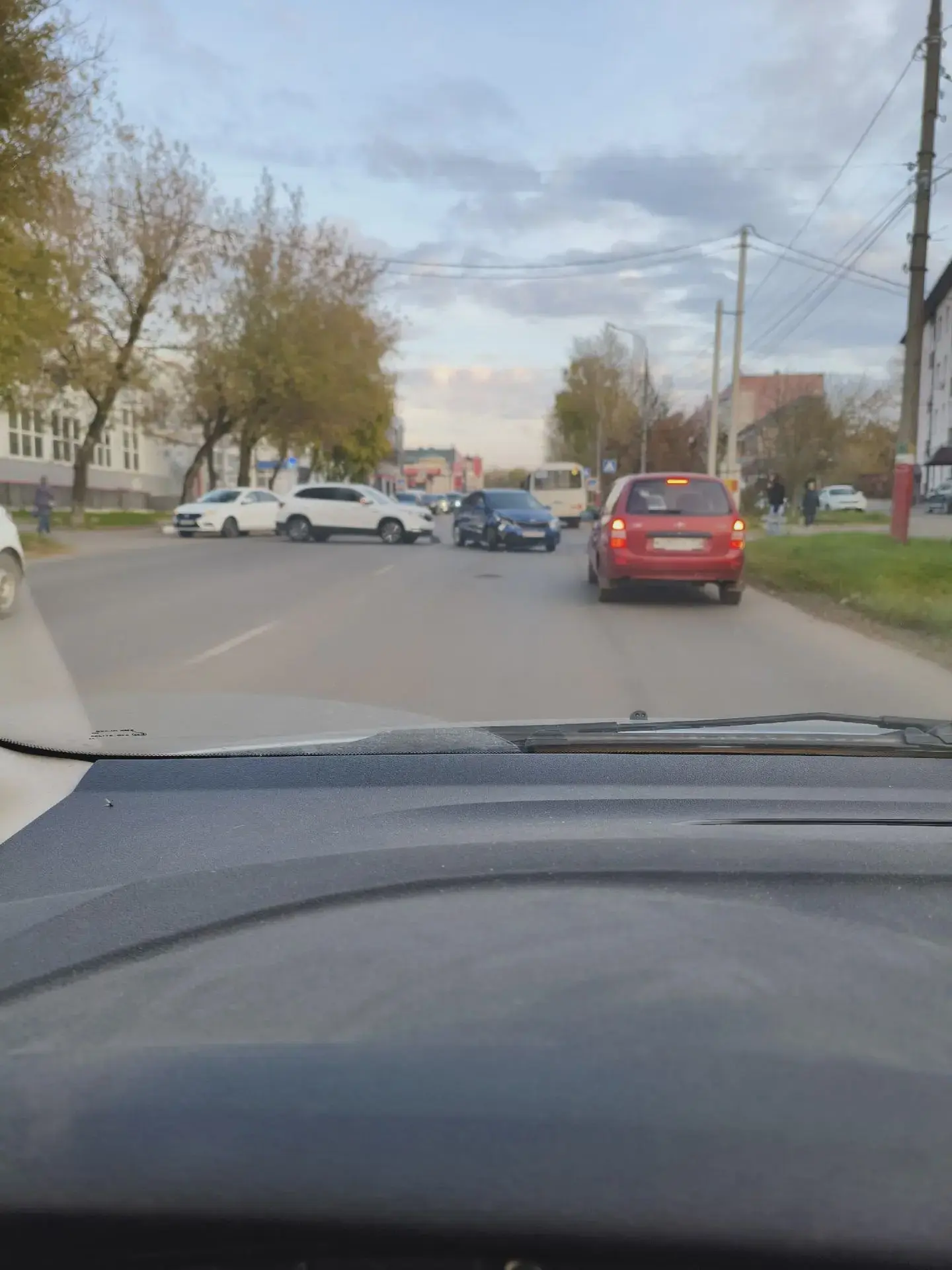 Авария рядом со «Смартом»