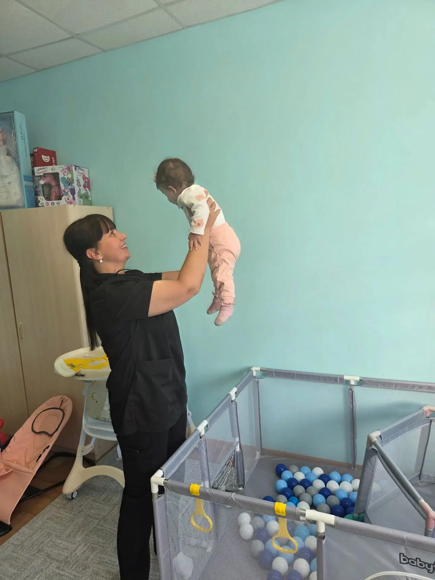 Кто поможет с малышом: открыты группы присмотра за детьми раннего возраста