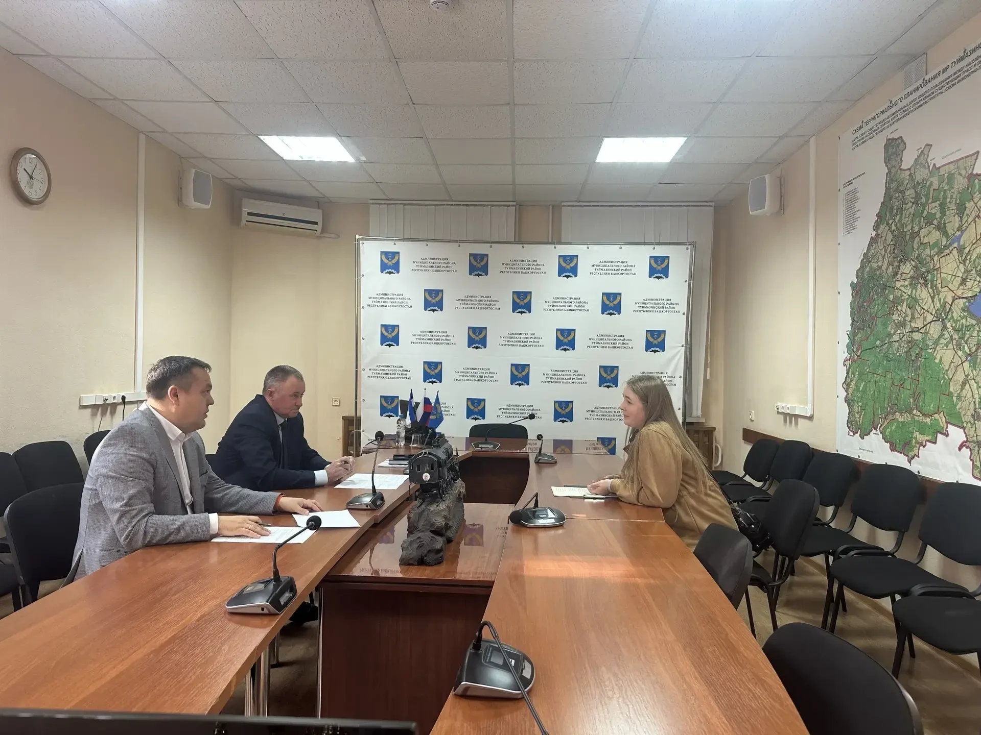 Сегодня в администрации Туймазинского района состоялся прием граждан.