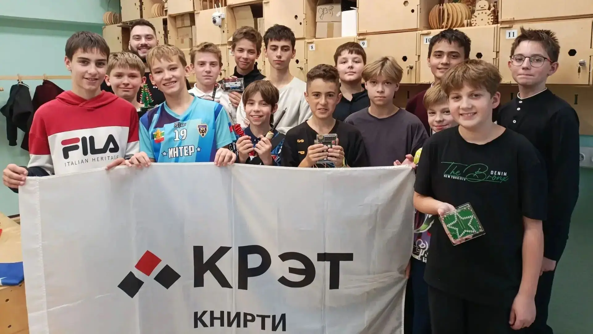 🚀 Еще 14 школьников пополнили ряды юных инженеров!