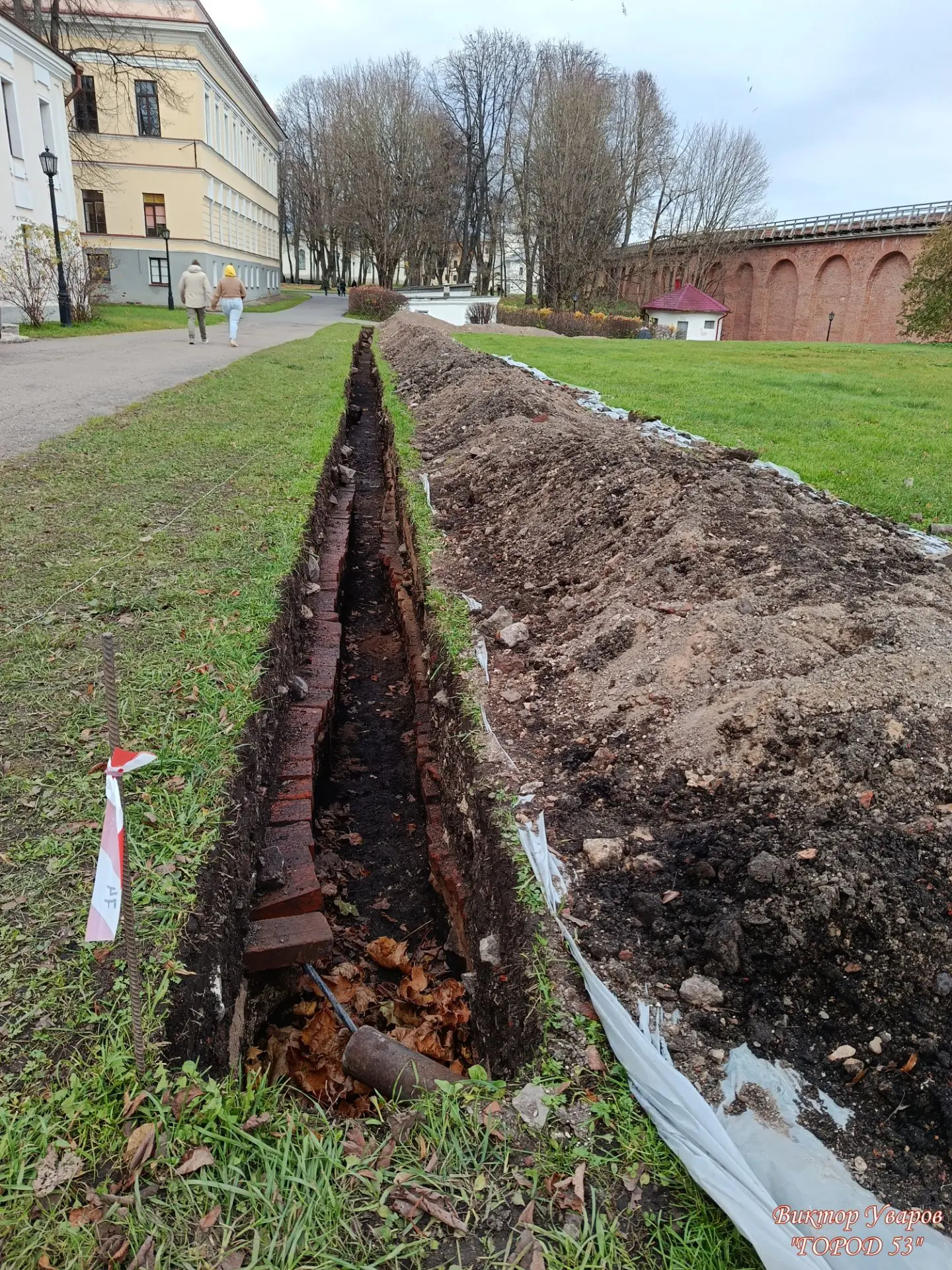 В Новгородском кремле идут, можно сказать, масштабные раскопки.