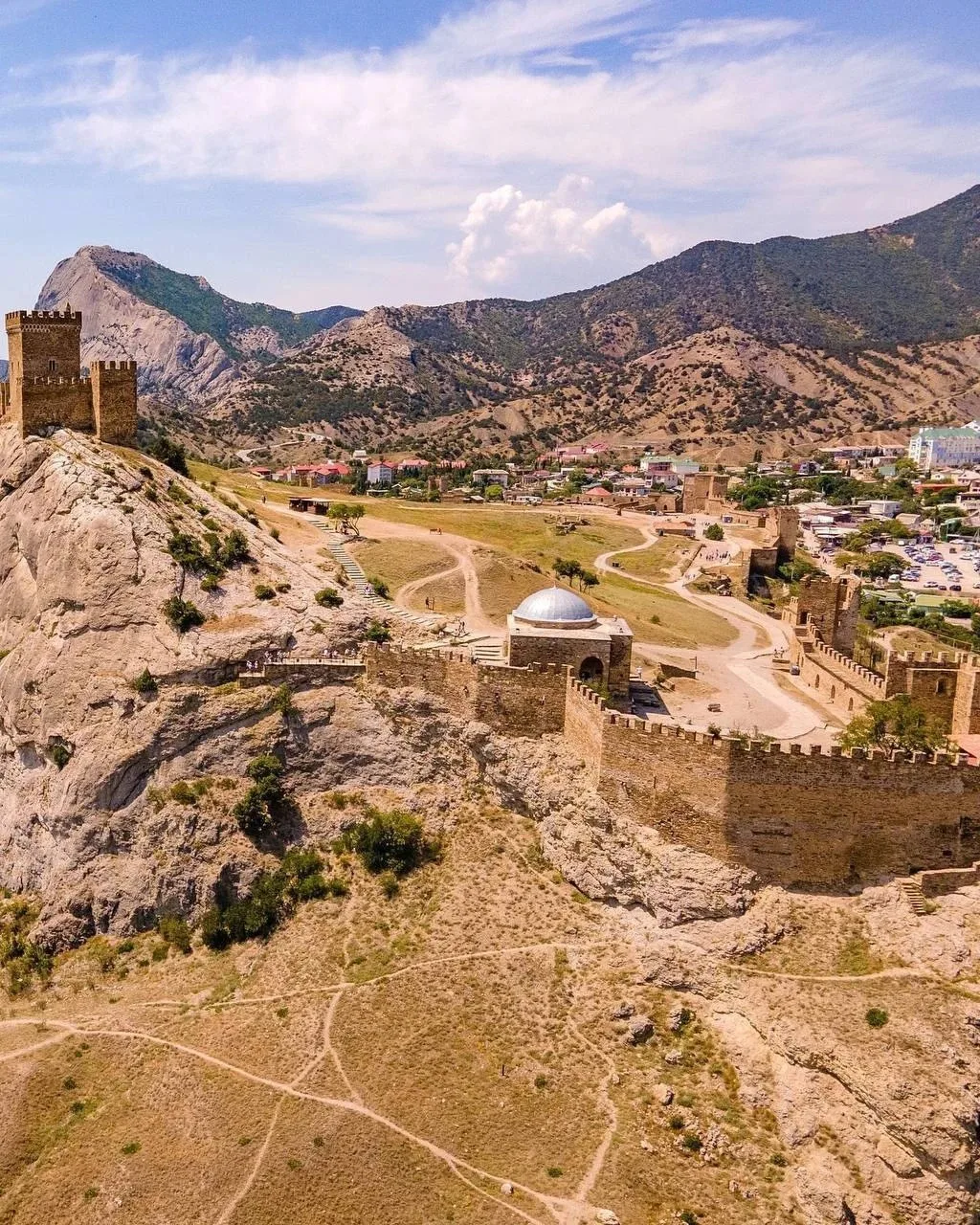 🏛 Генуэзская крепость в Судаке