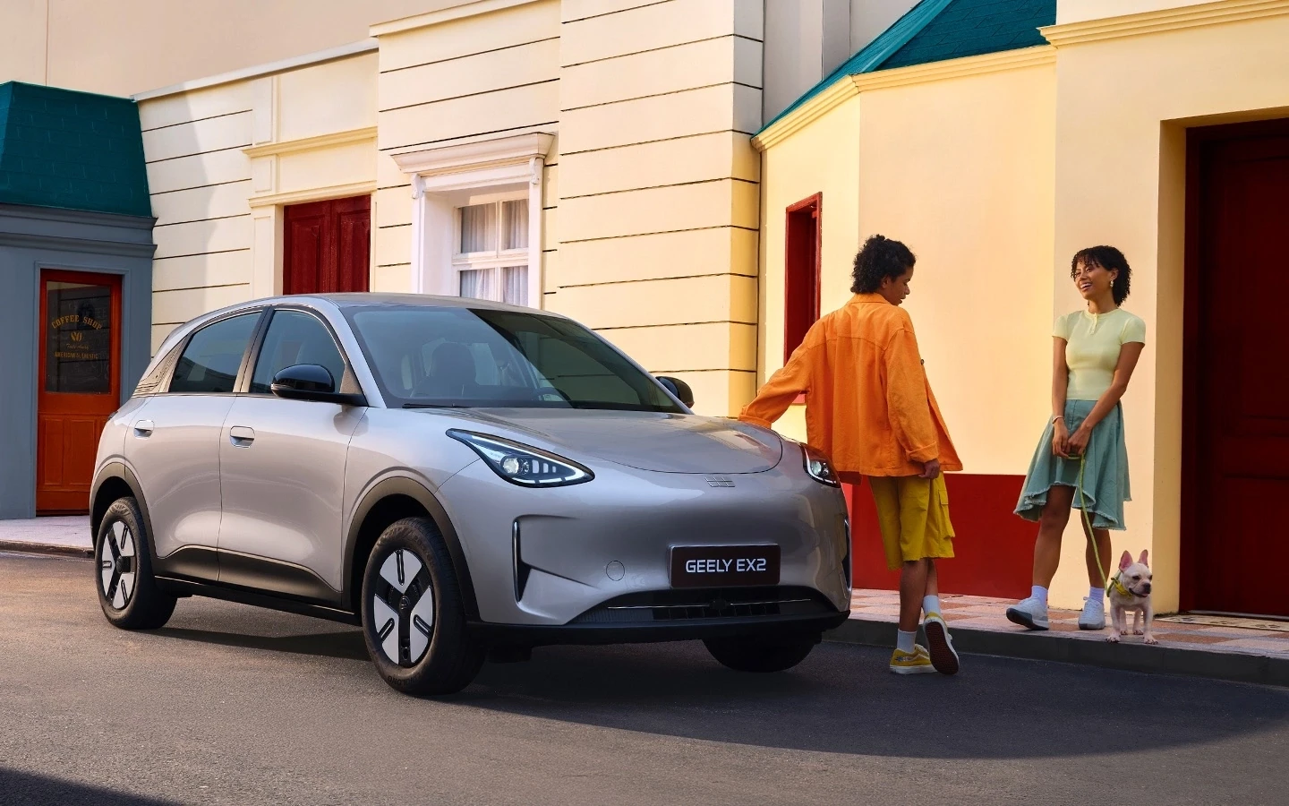 Компания Geely анонсировала скорый выход на российский рынок хетчбэка EX2, который стан...