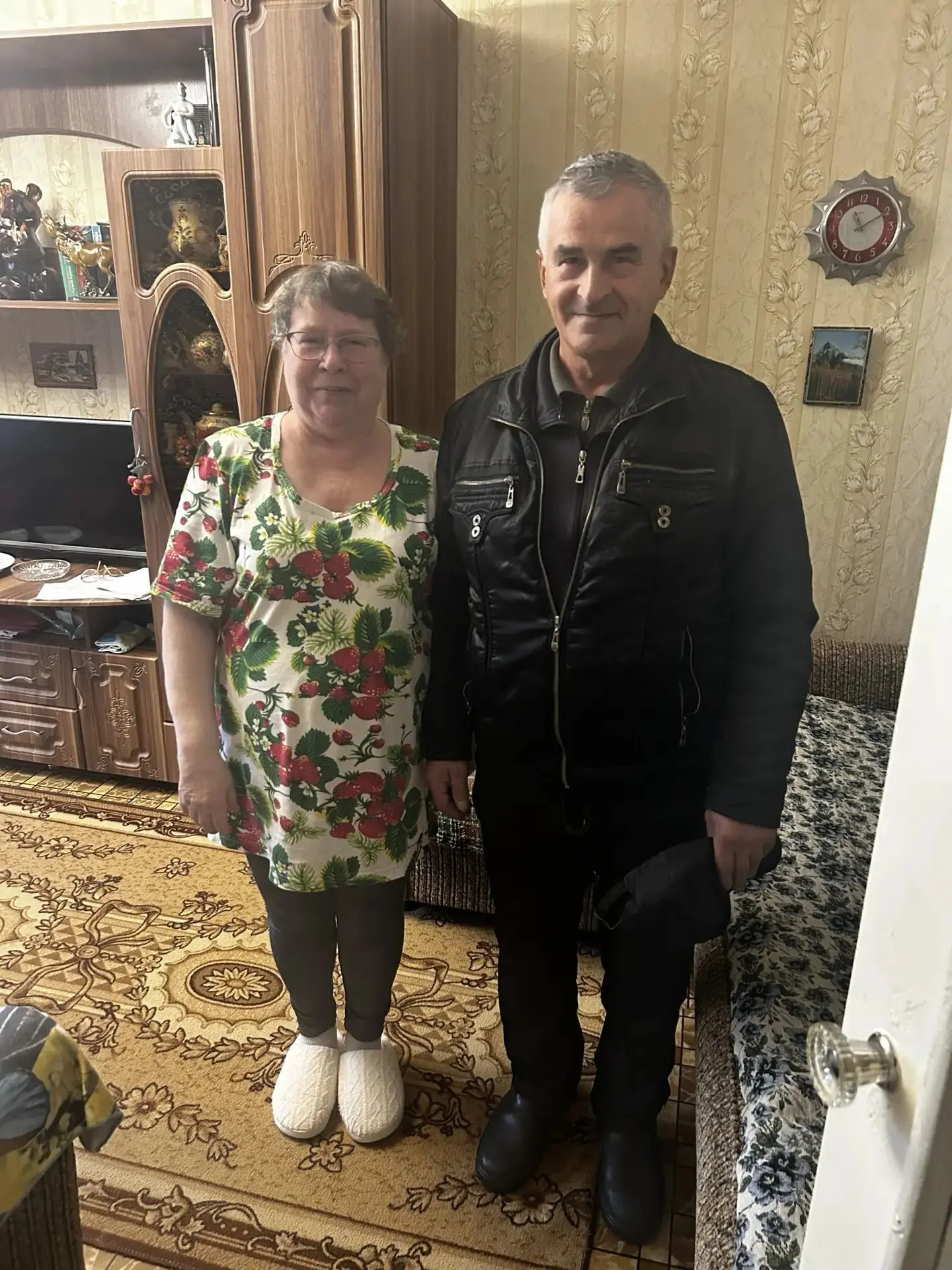 1 октября отмечался День пожилого человека. ОБУ "Новгородская облветлаборатория" приним...