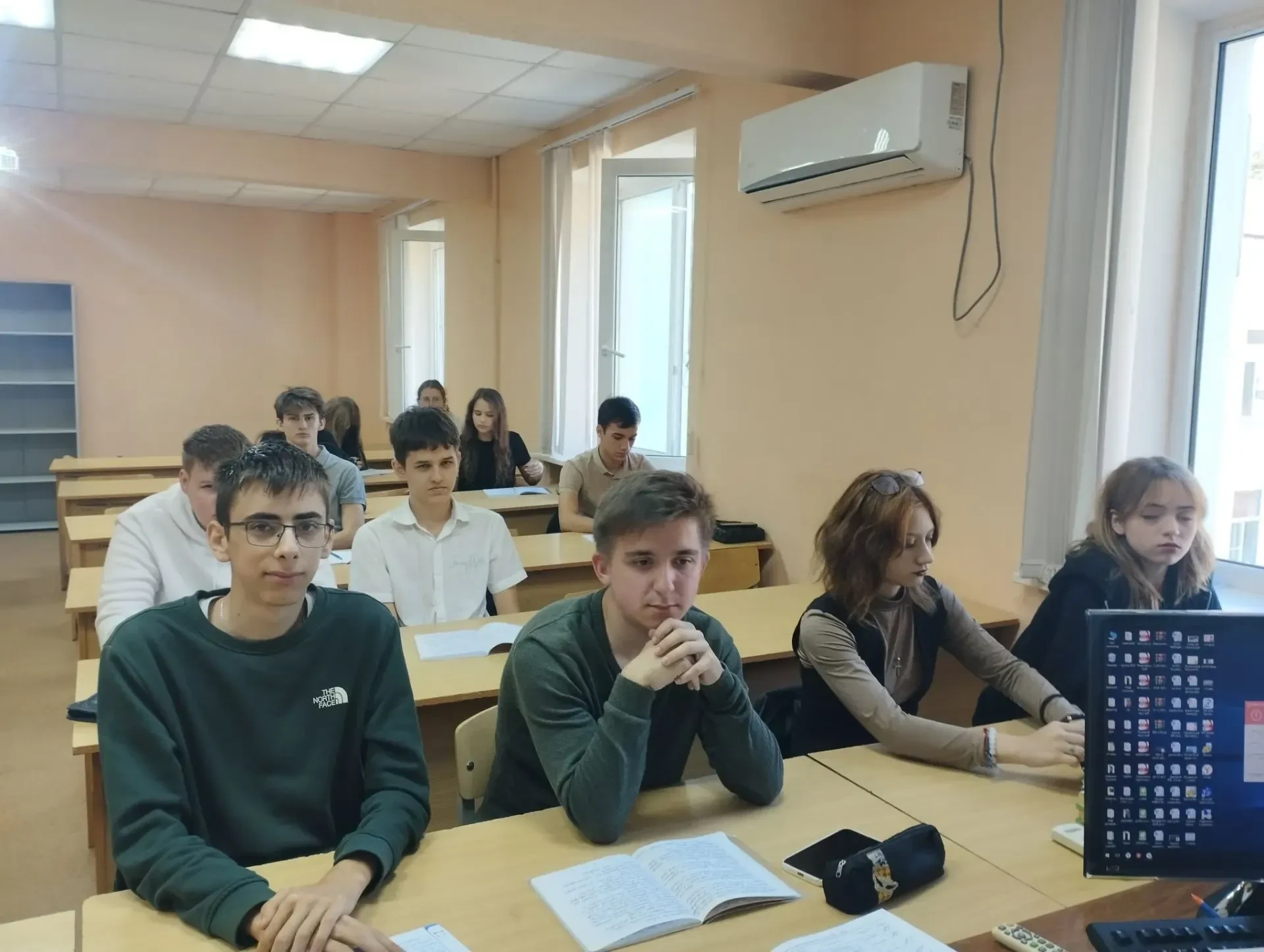 📍9 октября 1943 года — День воинской славы России. В этот день завершилась битва за Ка...