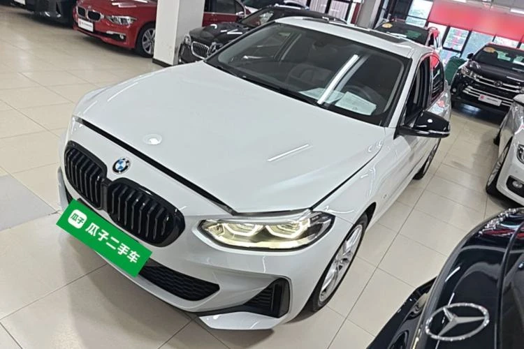 🚗 BMW 2021
