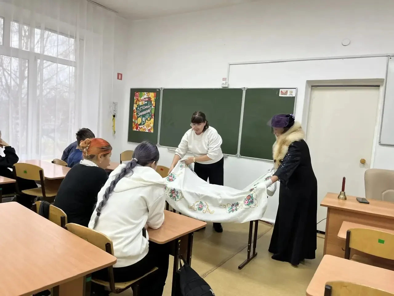 💼14 октября в МБОУ ООШ № 6  состоялся выездной музейный урок под названием «Истории из...