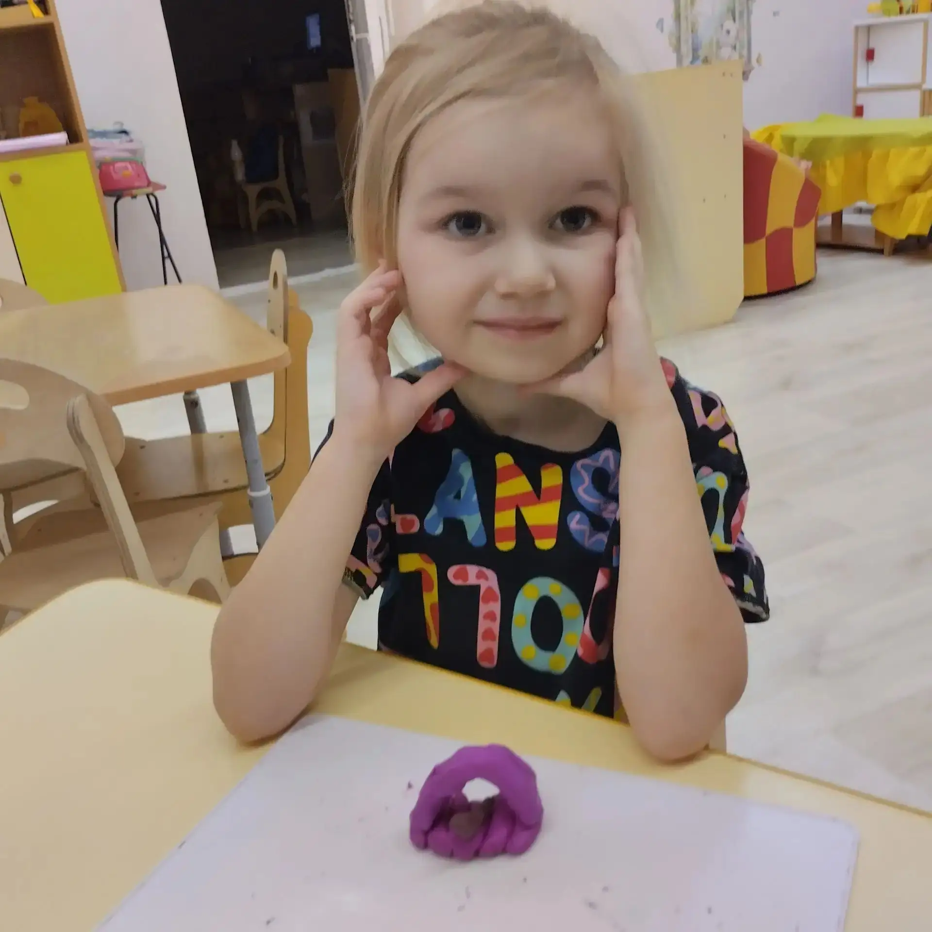 «Зимой птичкам нужна помощь — и ребята из „Смородинки“ знают как!»
