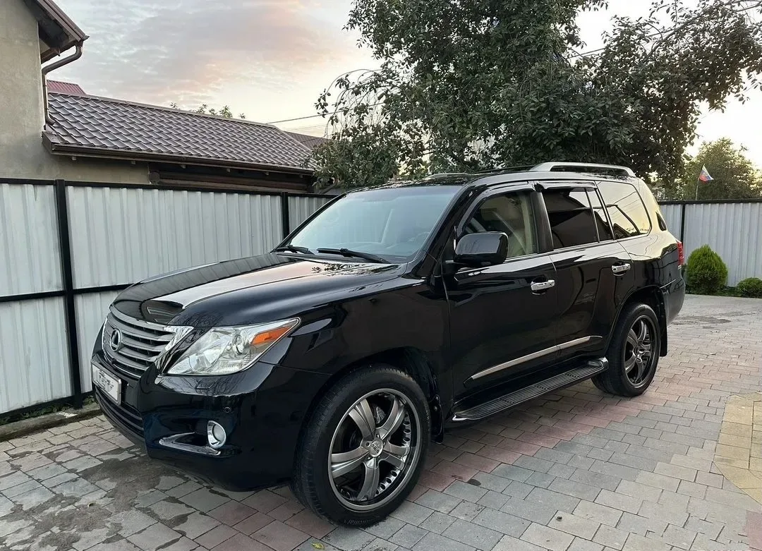 У нас в продаже Lexus LX 5.7 AT, 2008г.в Два хозяина ! Прошёл обкатку 267т.км. отличное...