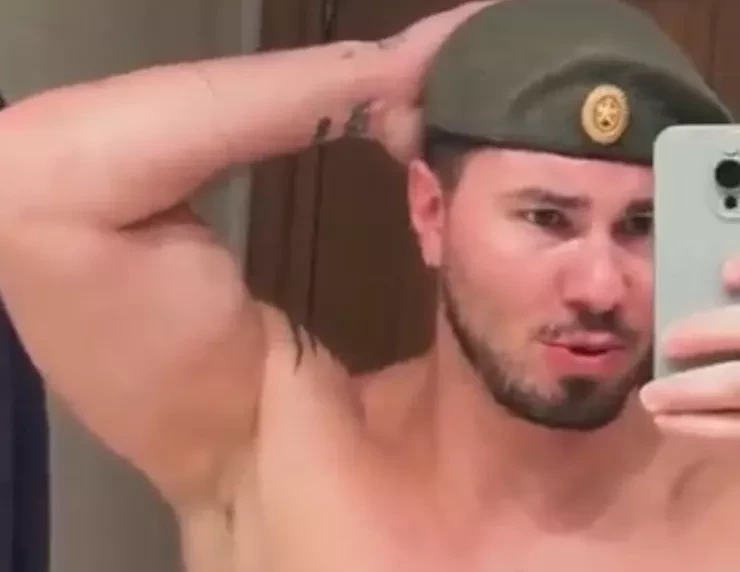 Сергей Хорошев находится в отпуске и не сообщает подписчикам о своих планах на будущее....