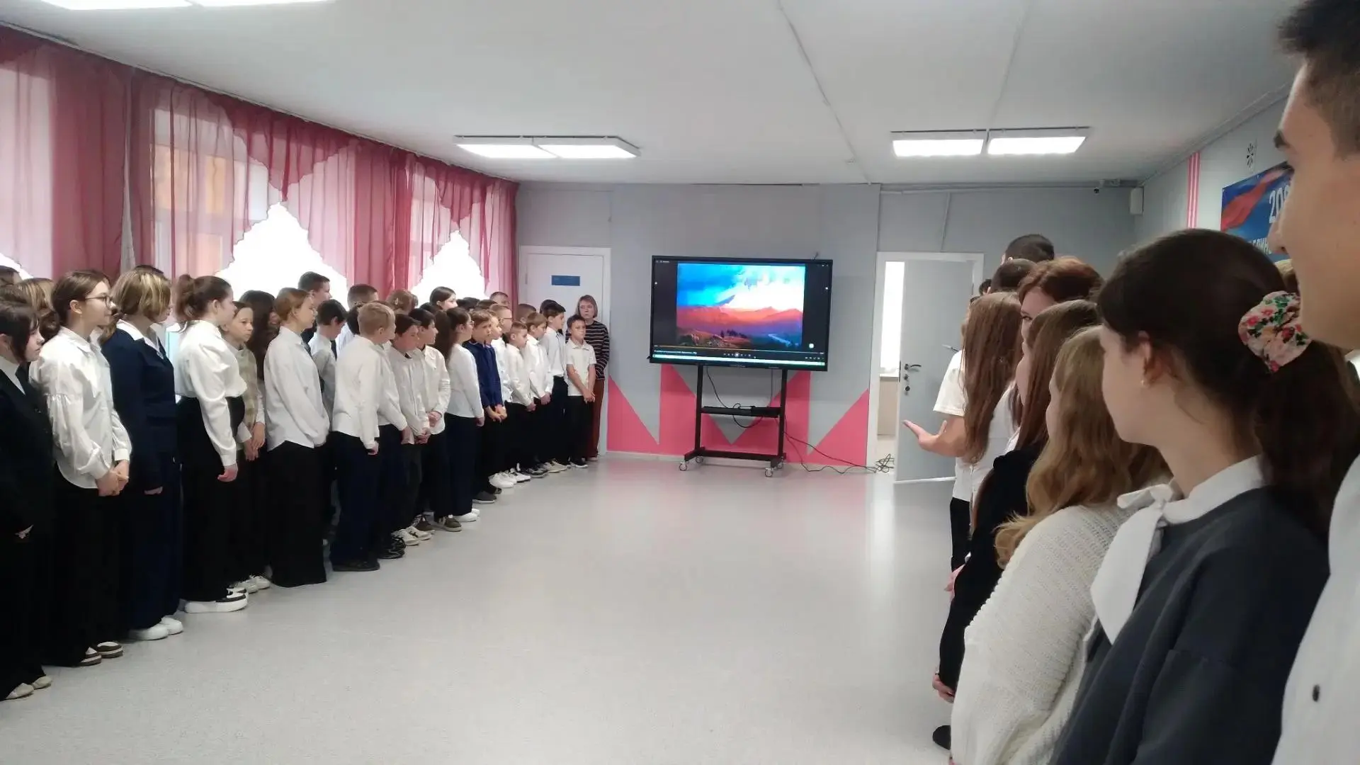 Старт недели дан🇷🇺!