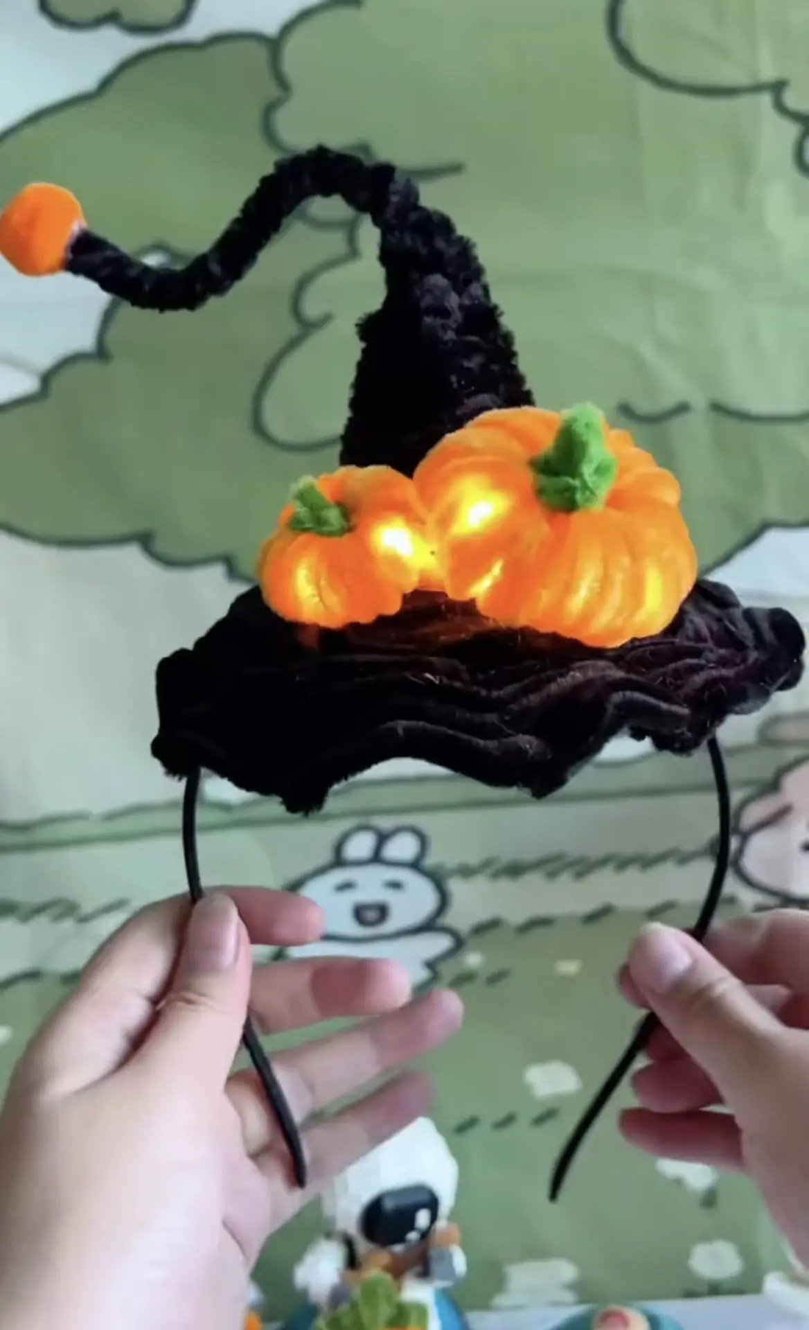 Ведьминская шляпка из синельной проволоки🧡