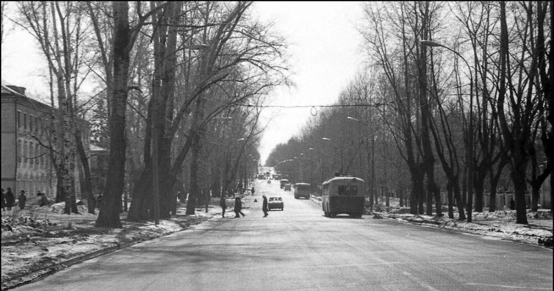Проспект Ленина от клиник СибГМУ на юг. 1970 год