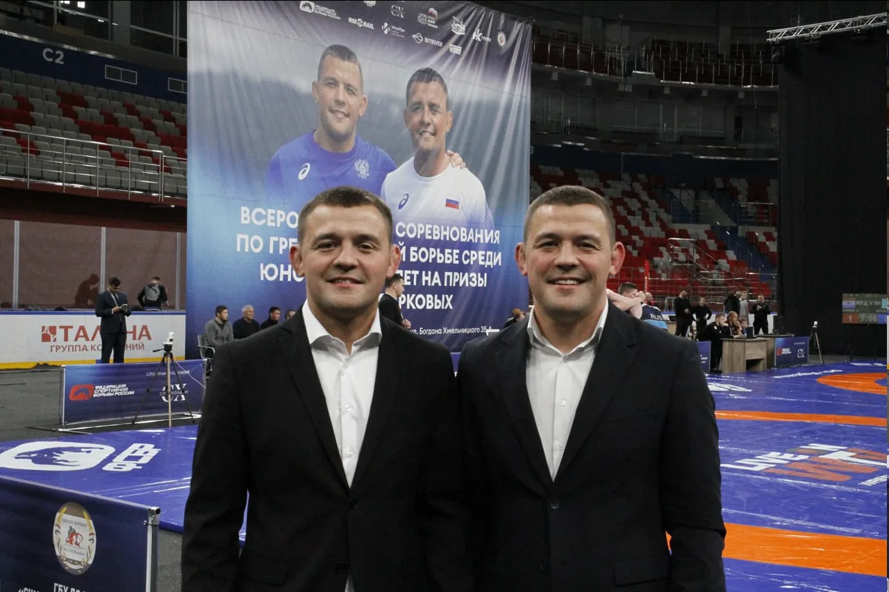 🤼‍♂️ Сегодня День Рождения у братьев Артёма и Максима Сурковых!