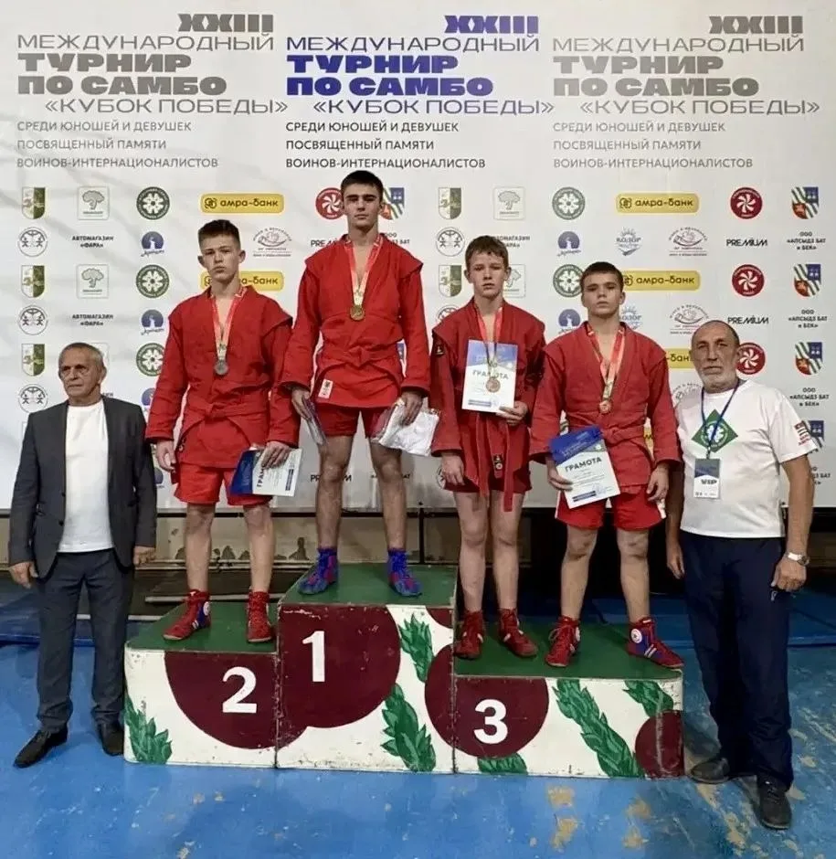 🥋 Самбисты ЛНР успешно выступили на «Кубке Победы» в Сухуме.