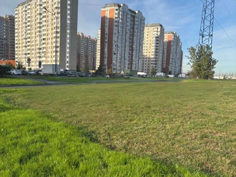 🚧 В Некрасовке не восстановили территорию после ремонта дорог