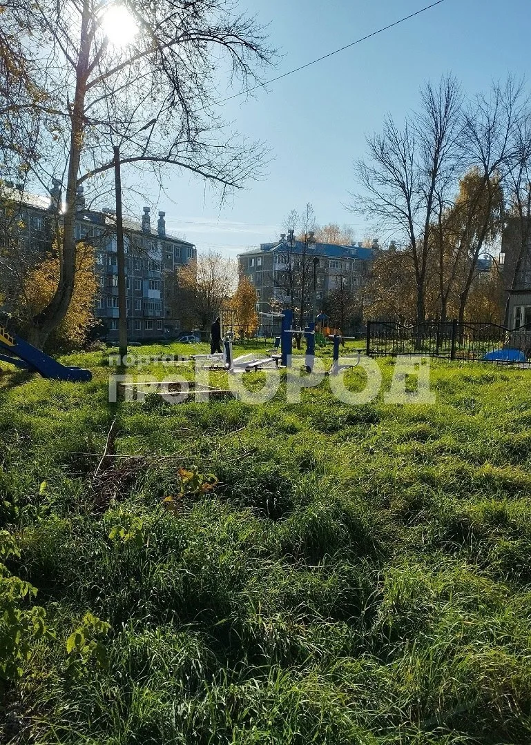 Жалоба на площадку у домов на Терешковой