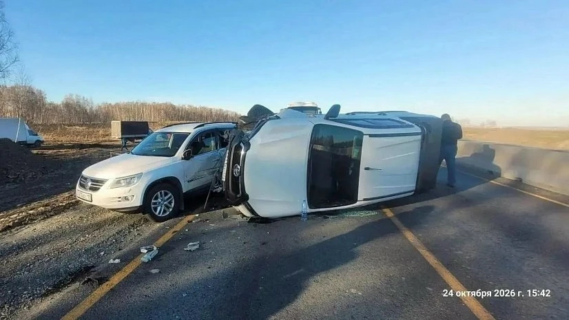 Автобус с детьми попал в массовое ДТП в Челябинской области