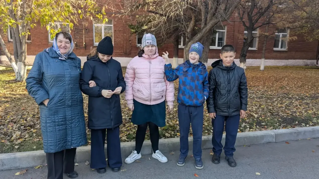 Сегодня у наших ребят прошло занятие по окружающему социальному миру. Ребята знакомилис...
