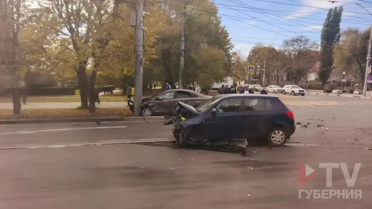 Серьезное ДТП на перекрестке Беговой и Московского проспекта.