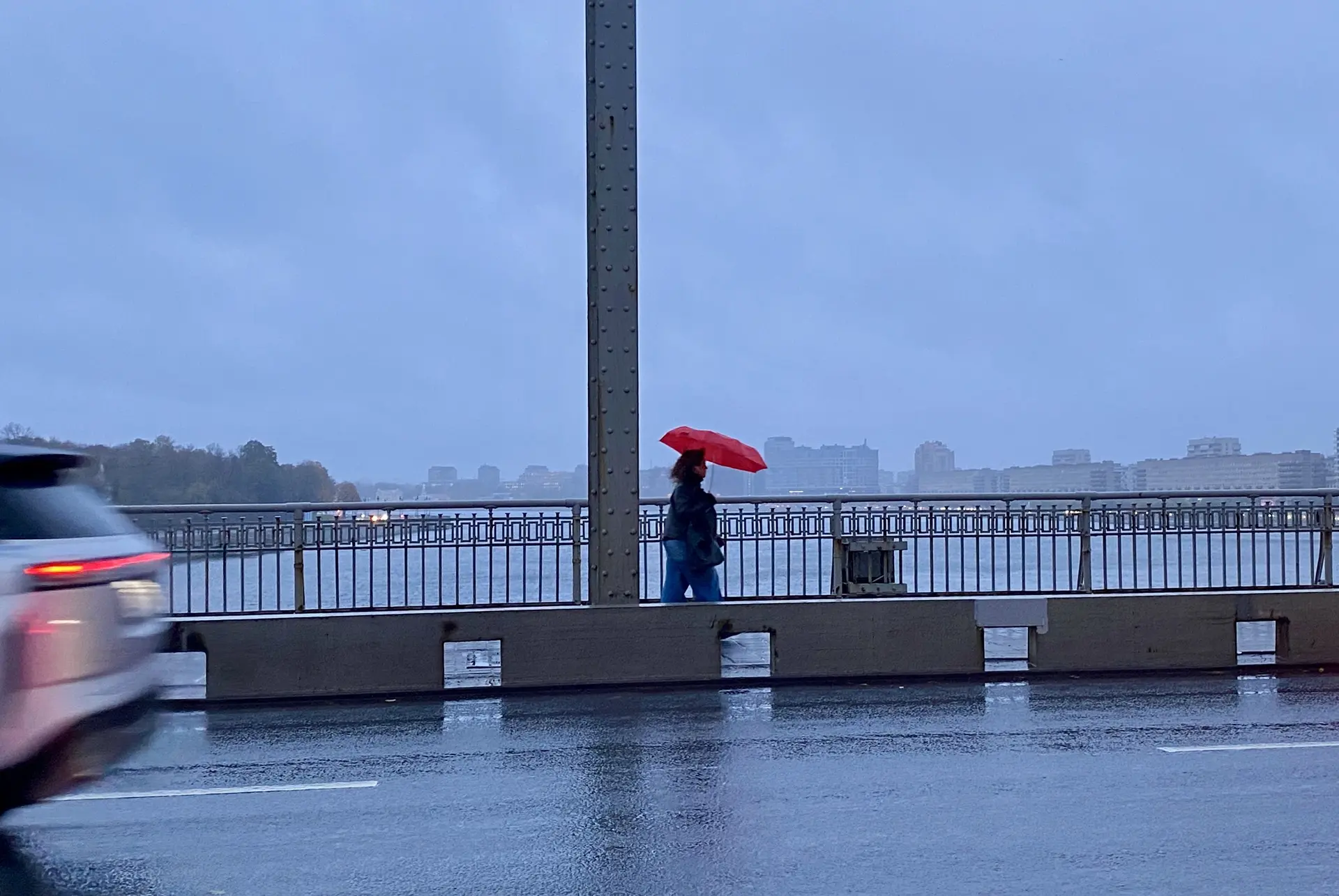 По дороге домой, в Красногвардейский