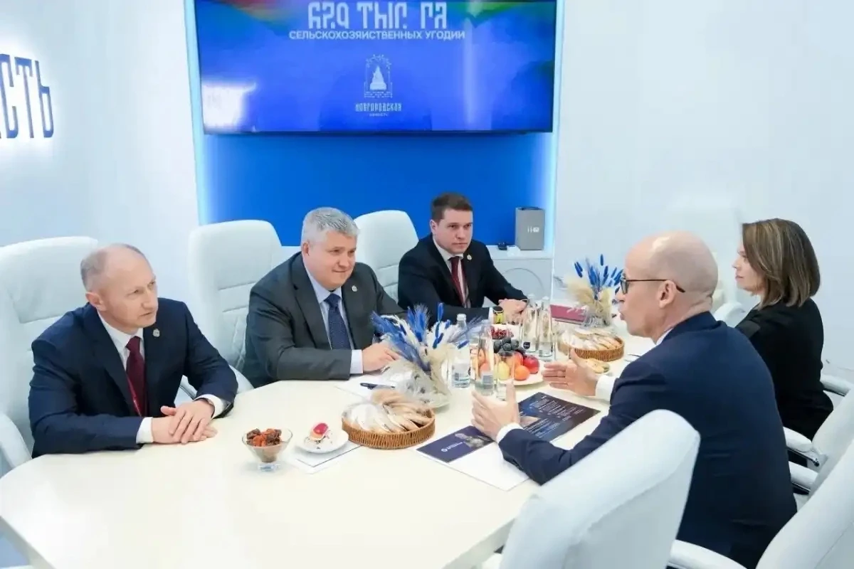 Евгений Богданов отметил внимание губернатора к дорожной отрасли Новгородской области