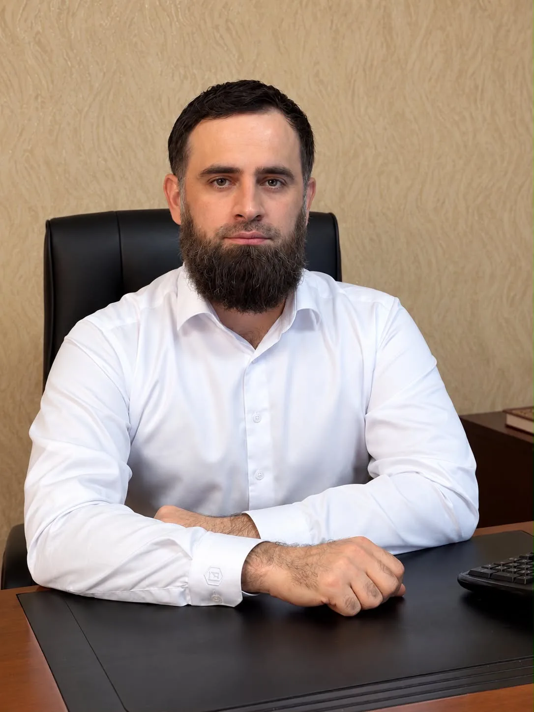 Коллектив Минфина ЧР поздравляет с Днем рождения начальника Финансового управления Серн...