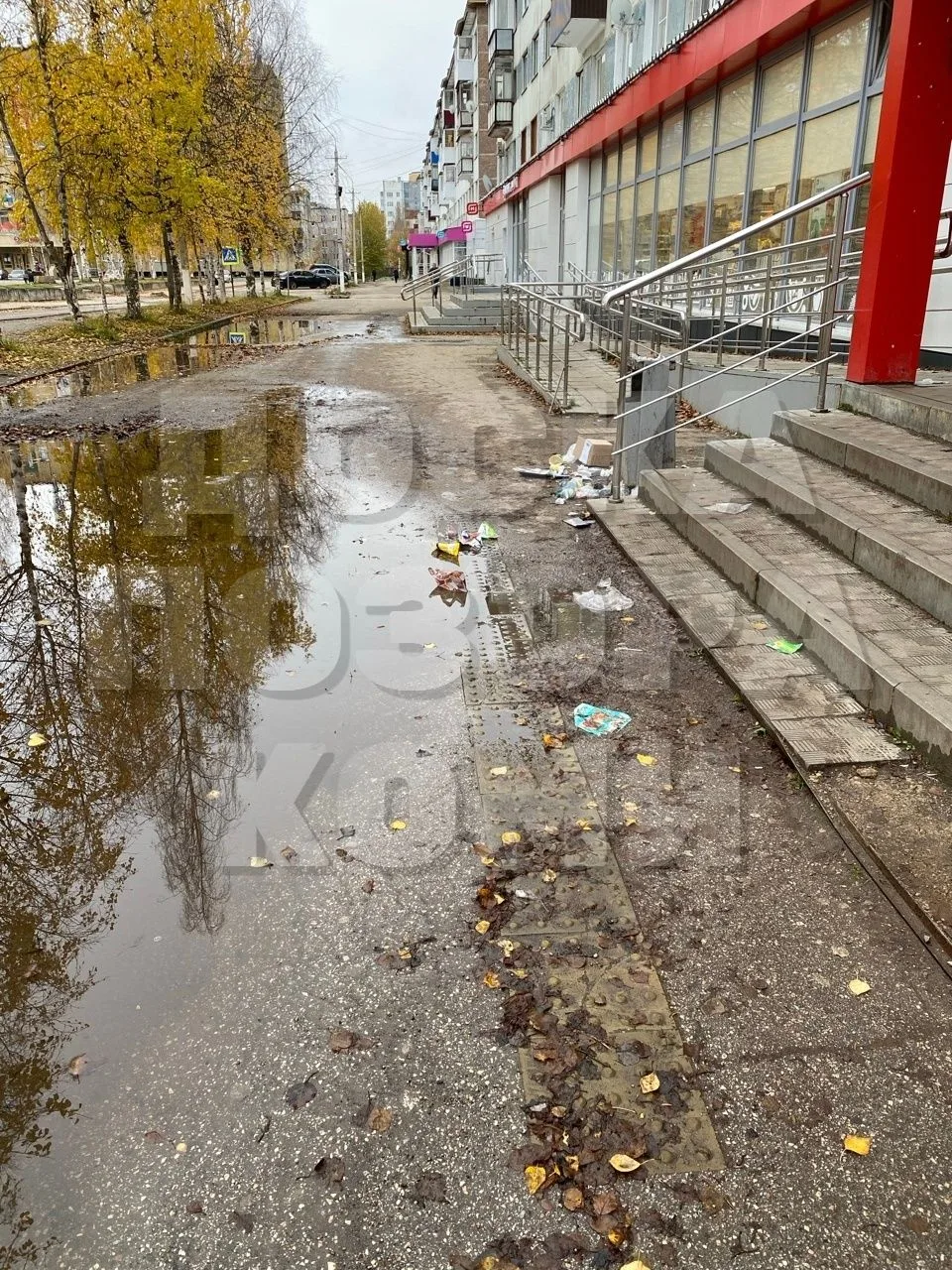 Здравствуйте. Нужно срочно обязать магазины "Магнит" и "Версаль", а также почтовое отде...