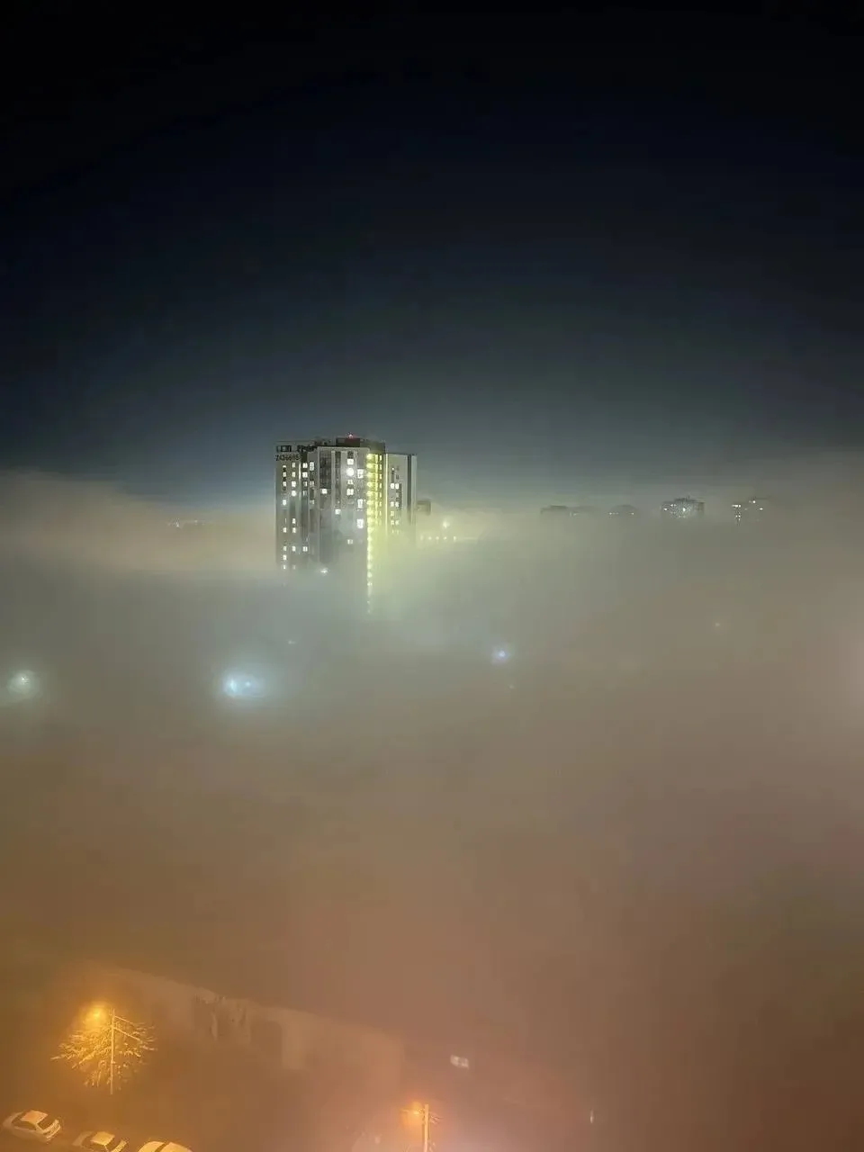 😶‍🌫️Екатеринбург окутал густой туман