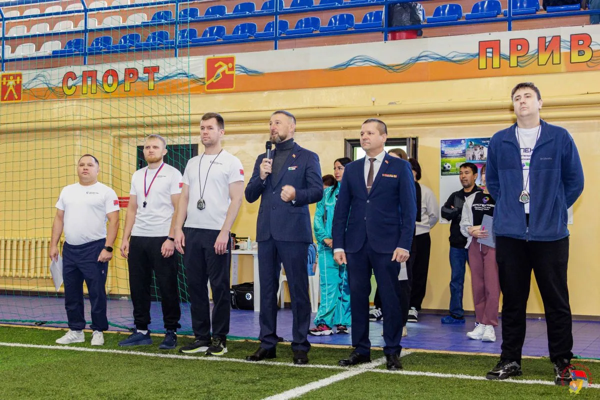 🇷🇺 Депутаты «Единой России» Эдуард Козлов и Андрей Аксанов дали старт спартакиаде доп...