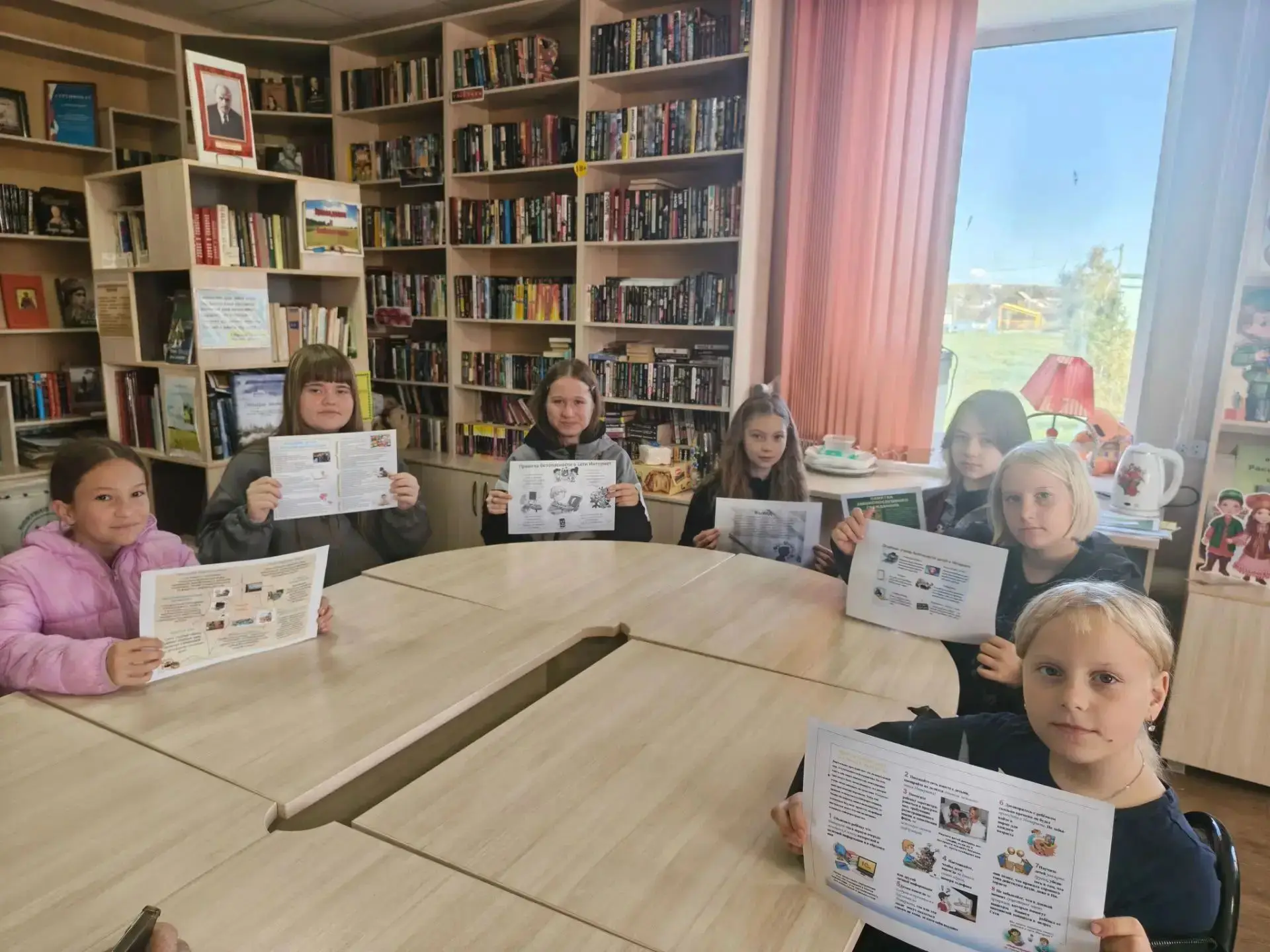 В МОУ «Ореховская СШ» прошёл Единый день безопасности на тему «Безопасный интернет»!