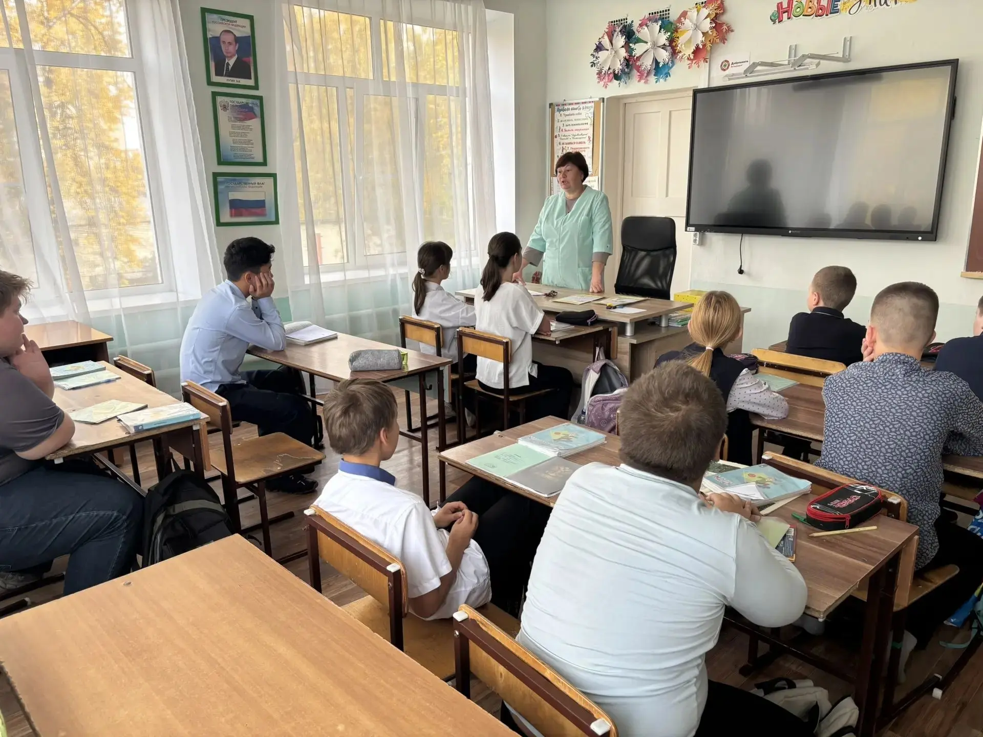 🩺 Беседа о важном: медицинские сёстры рассказали ребятам о туберкулëзе.