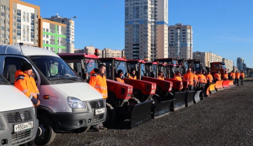 Парад коммунальной техники прошёл в Академическом