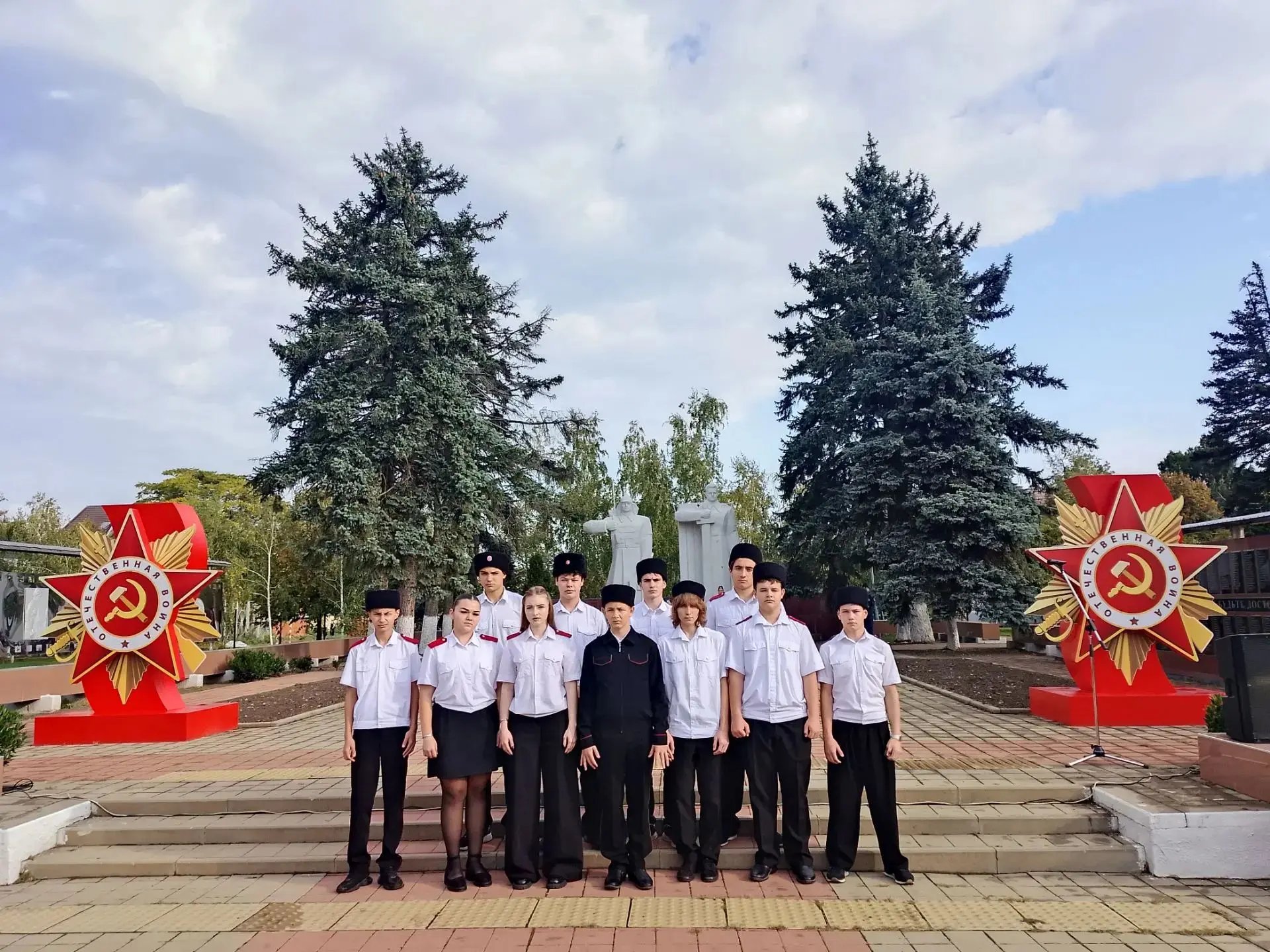 💂‍♂️💂‍♂️💂‍♂️Сегодня, 14 октября, мы отмечаем важный праздник — Покров Пресвятой Бого...