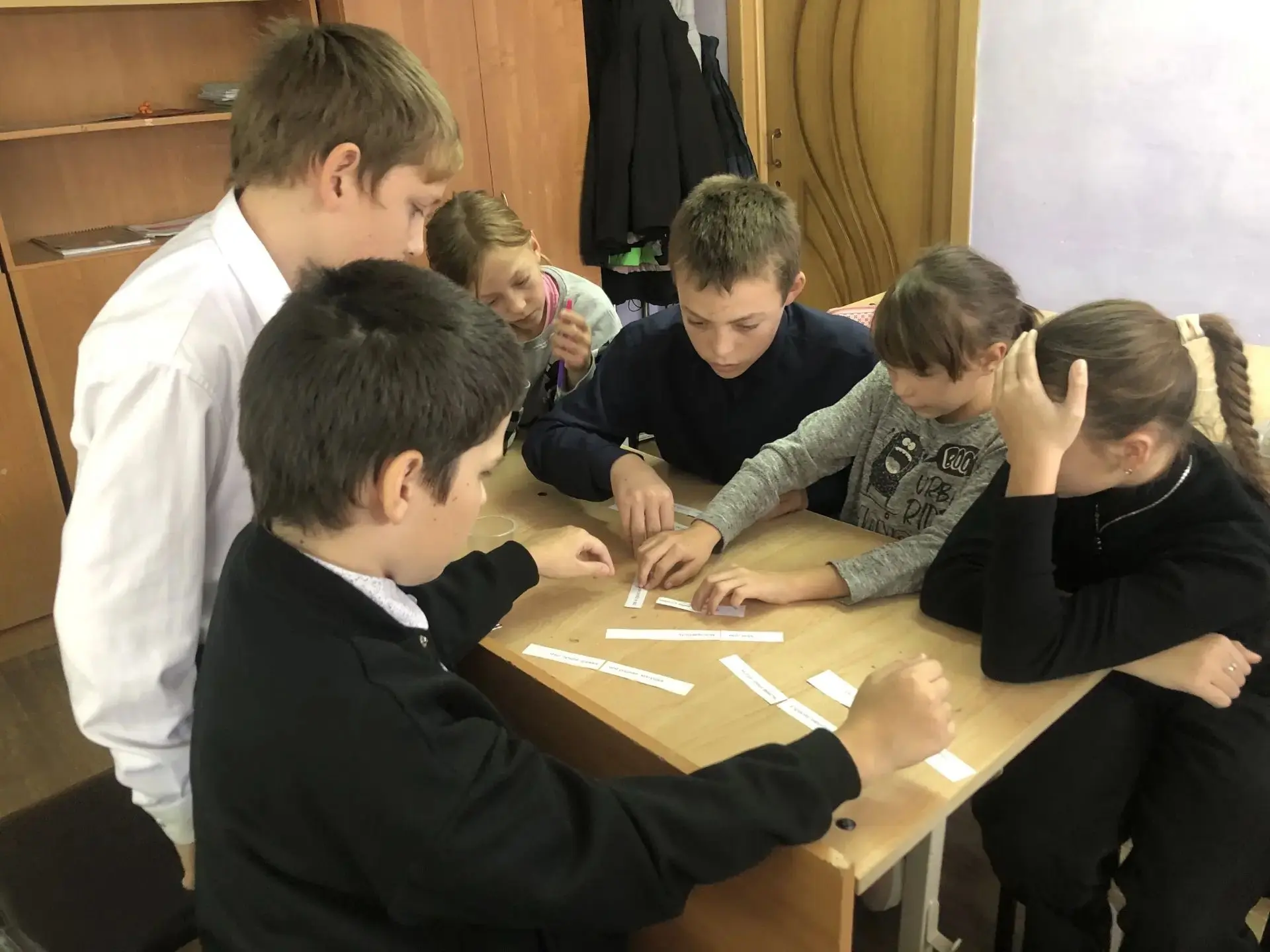 В рамках внеурочной деятельности «Я, ты, он, она - вместе целая страна» прошло занятие ...