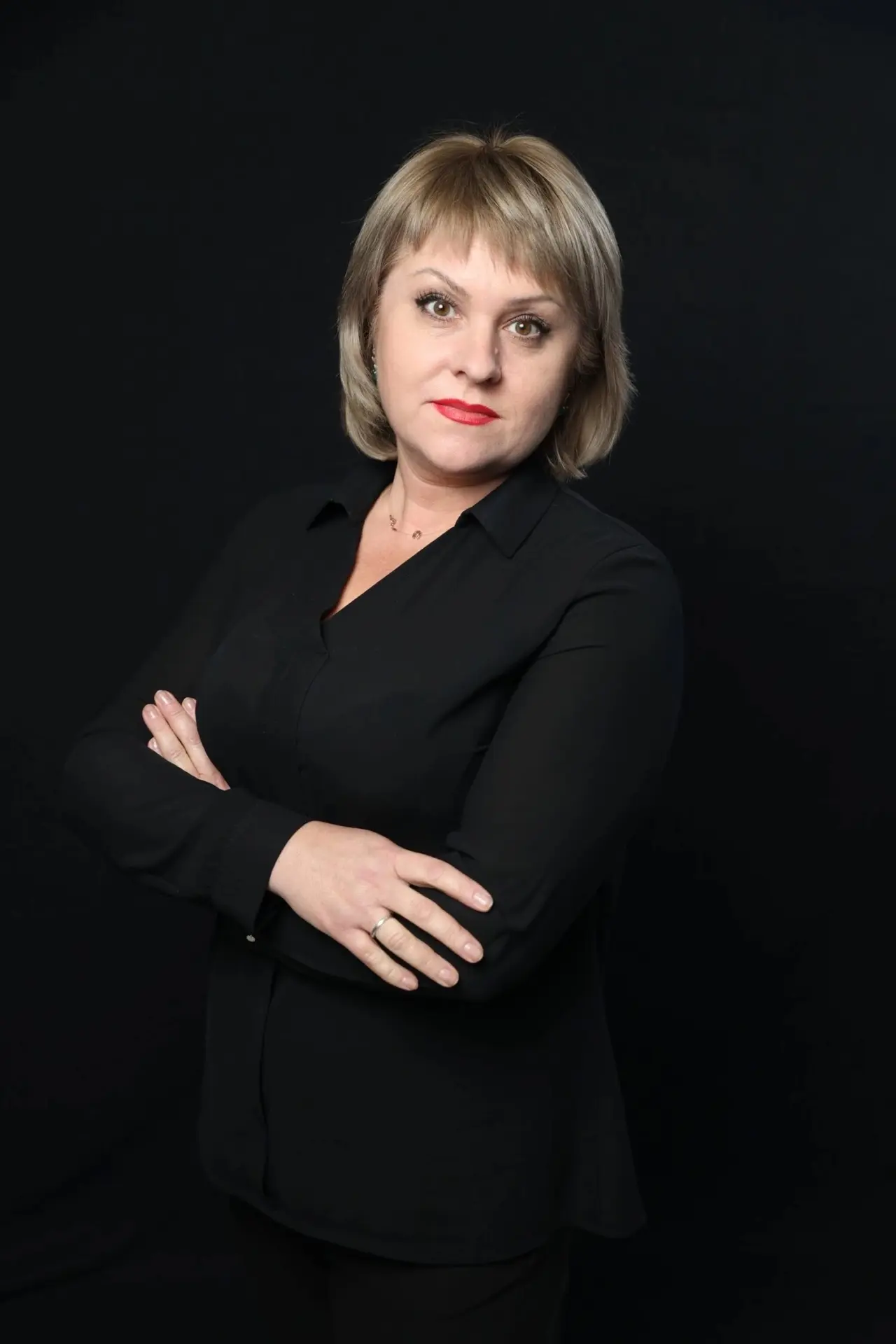 🎉✨ Сегодня мы поздравляем с юбилеем главного администратора театра — надёжную, заботли...