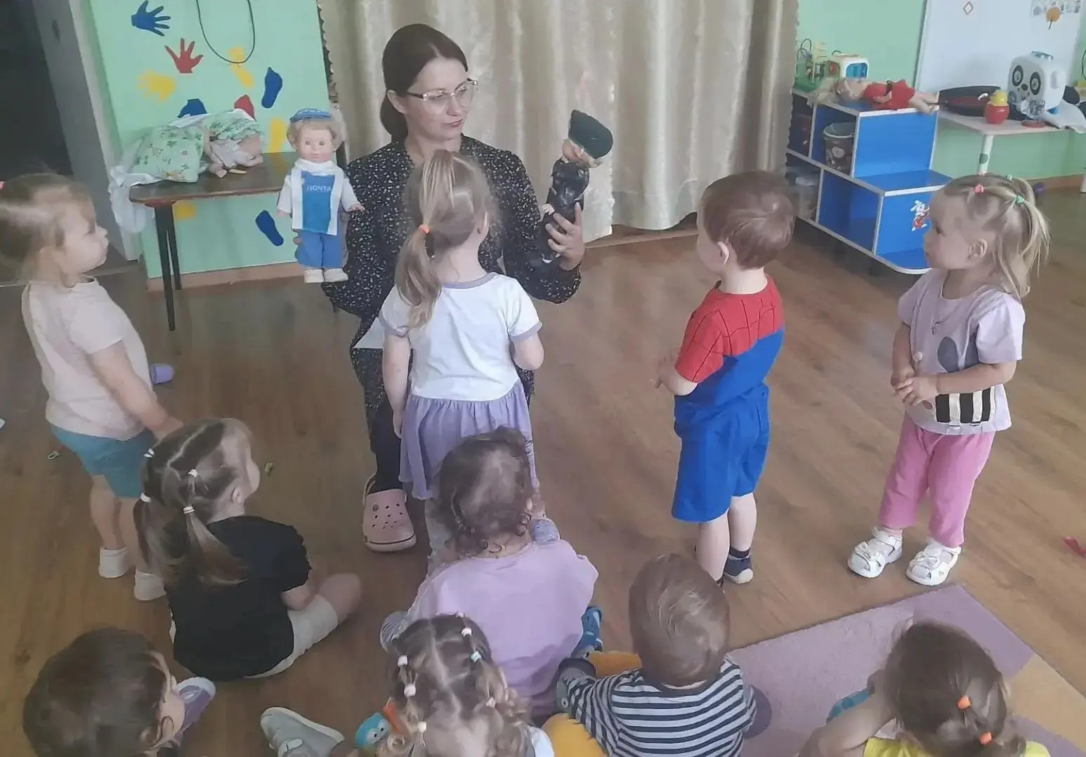 🧸 В группе раннего возраста мы открываем большой мир — по чуть‑чуть, через игру. 🌟Зна...