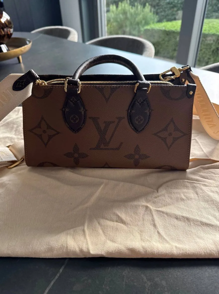 Сумочка LV OnTheGo East West 🤎